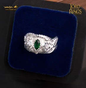 Weta's Ring of Barahir - Aragorn's Ring